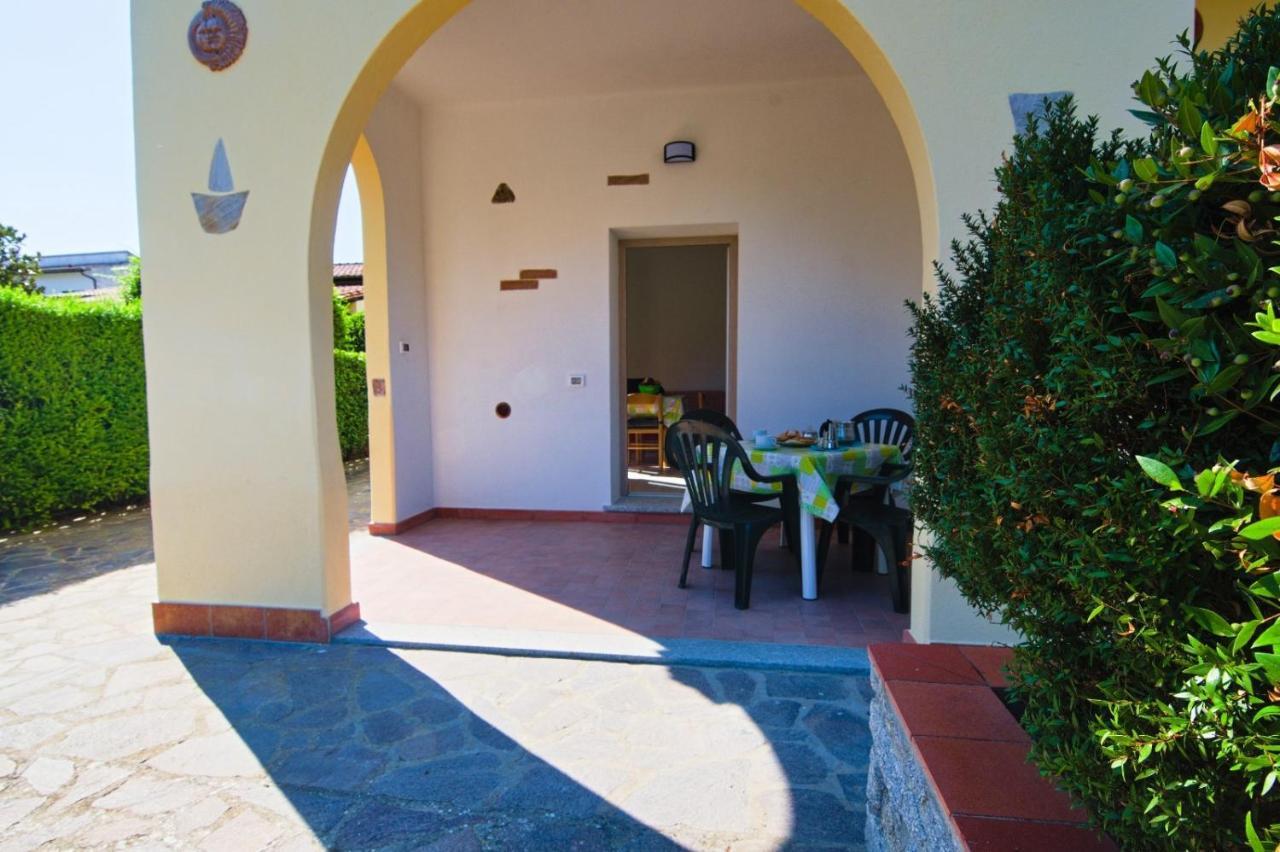 Aethalia - a 300mt dal mare Apartment Marina di Campo Bagian luar foto