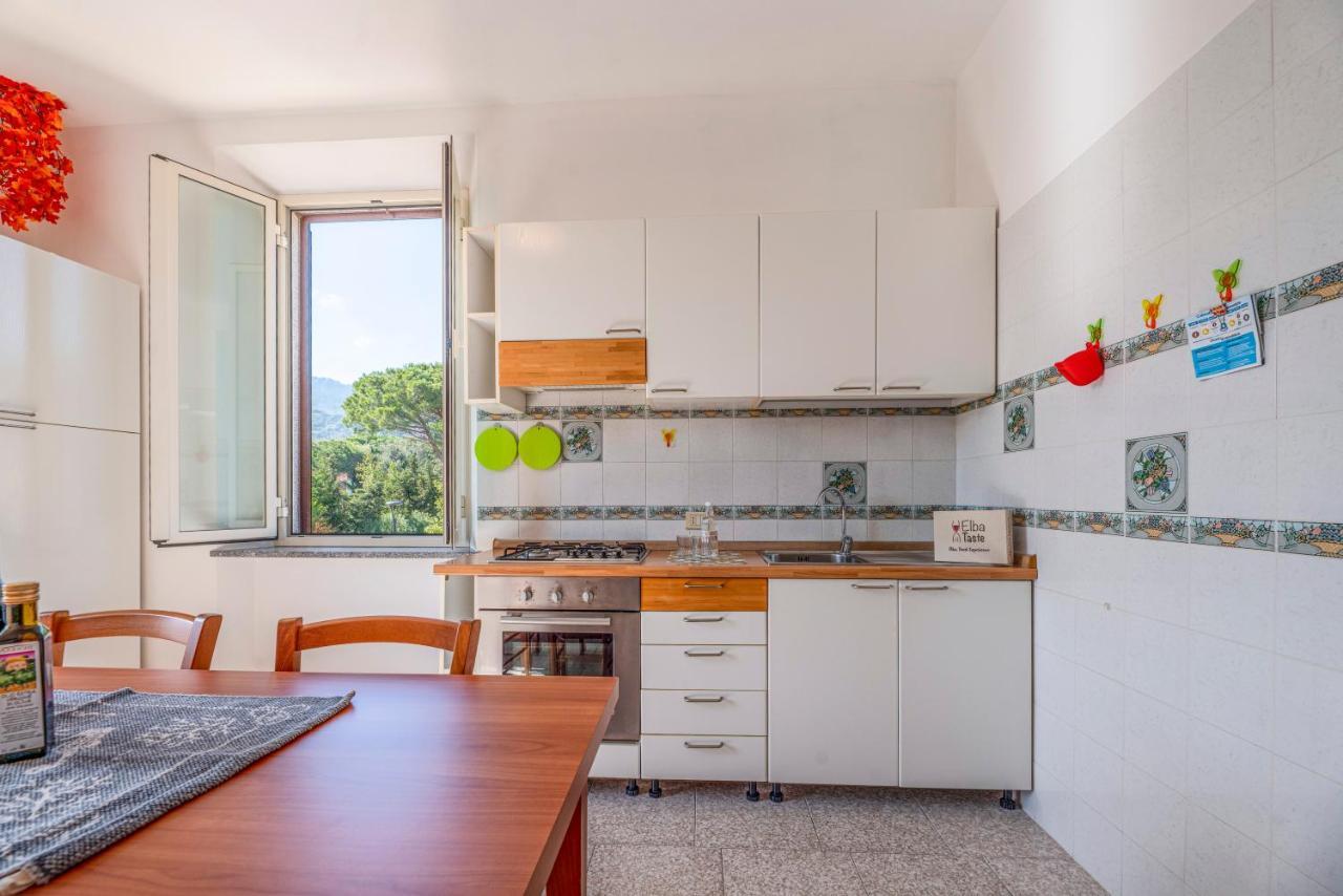 Aethalia - a 300mt dal mare Apartment Marina di Campo Bagian luar foto